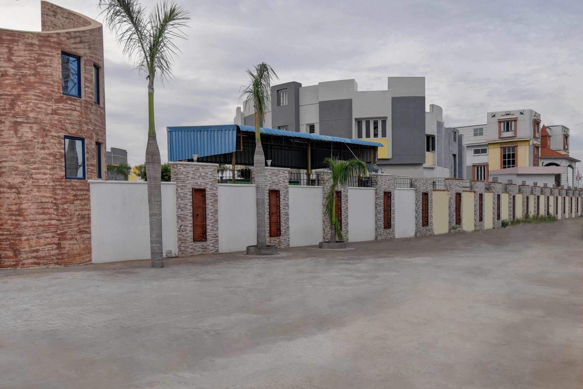 Collectipn O Pradee Queen Resort Τσενάι Εξωτερικό φωτογραφία
